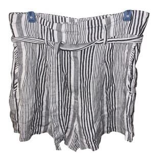 C&C California women’s Shorts Gray White Stripe 100% Linen High-Waisted (size 6)